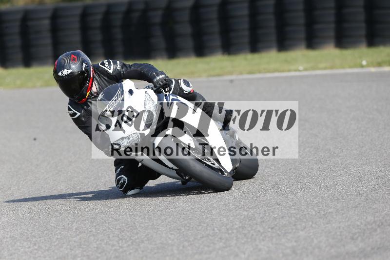 /45 10.08.2025 Plüss Moto Sport ADR/Einsteiger/703